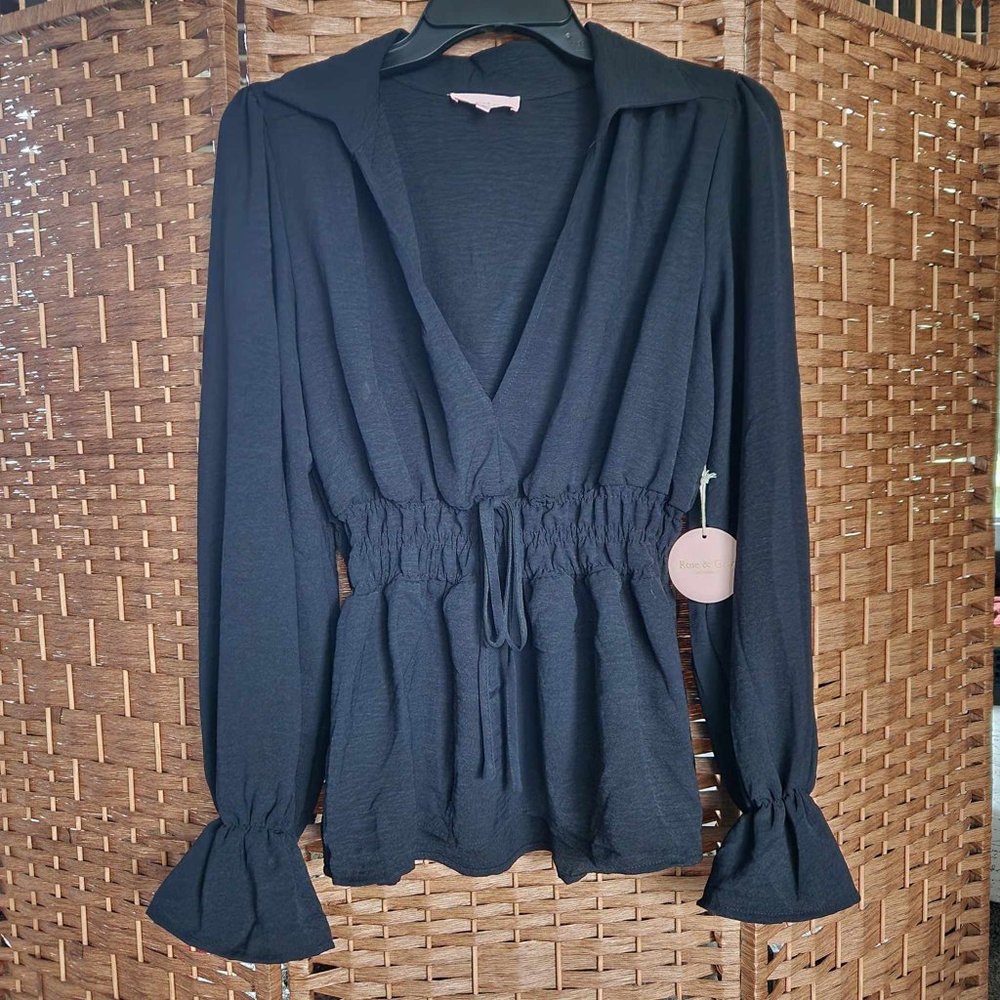 Rose and Grey Womens Top - Size Medium - NWT